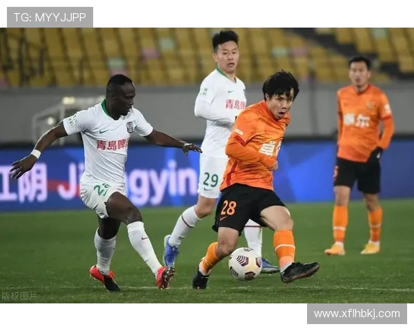 武汉网球队的战术调整与球员表现分析及未来发展展望